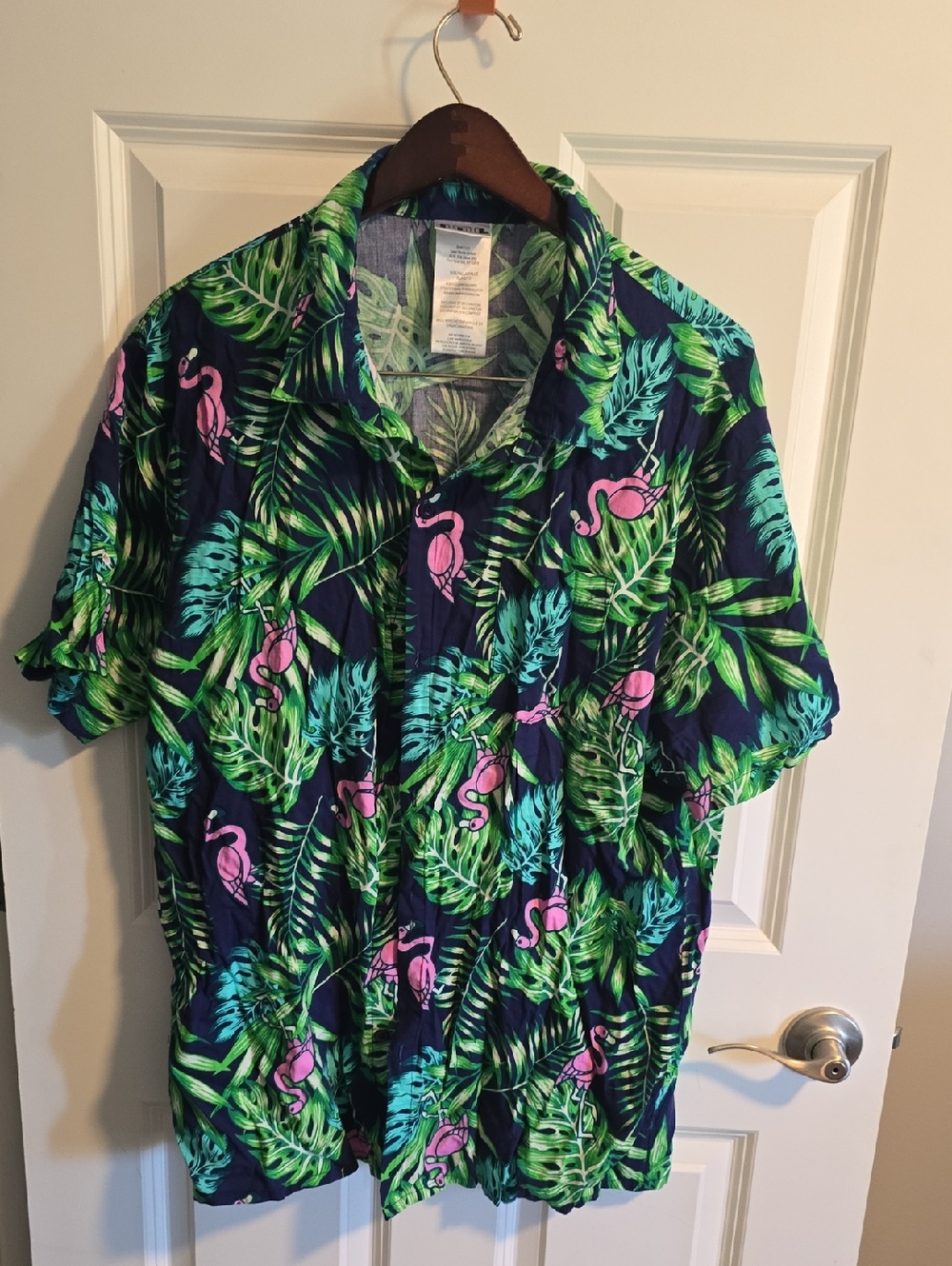 Casual Navy Tropical Flamingo Short-Sleeve Button-Down Shirt
